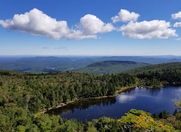 new-hampshire/dartmouth-lake-sunapee-region/landmark/mt-sunapee-state-park