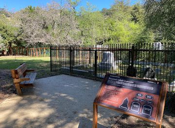 california/martinez/landmark/strentzel-muir-gravesite