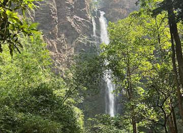 ghana/wli-nature-reserve/landmark/tourist-reception-office-wli-agumatsa-waterfall