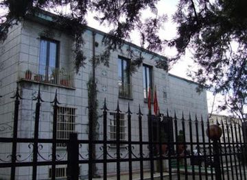 albania/mysia/landmark/residence-of-the-albanian-royal-family