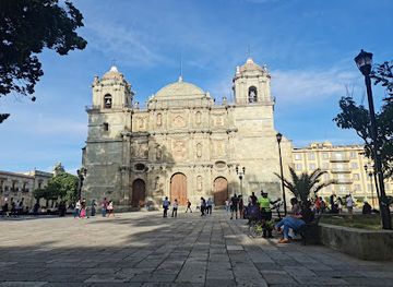 mexico/oaxaca/landmark/zocalo-plaza-de-la-constitucion