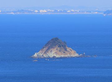 japan/shima/landmark/kozukumi-island