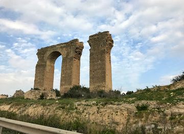 tunisia/the-dorsal/landmark/al-hnaya