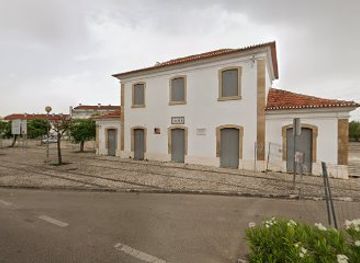 portugal/serra-da-lousa/landmark/lousa-estacao-al-alojamento-local