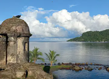 Ruinas de Portobelo, Fuerte Santiago
