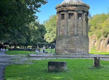 united-kingdom/chester/landmark/huskisson-memorial