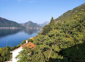 montenegro/zeta-plain/landmark/bajova-kula