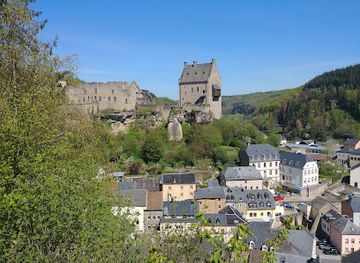 luxembourg/alzette-valley/landmark/larochette-castle