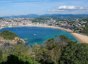spain/san-sebastian/antiguo/landmark/igeldo-mendiko-itsasargia