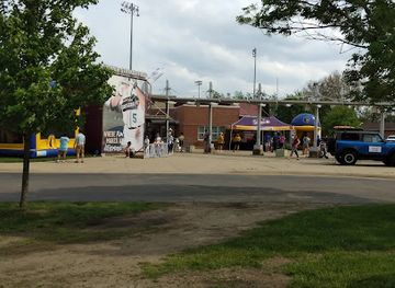 michigan/kalamazoo/landmark/homer-stryker-field