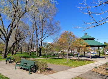 minnesota/minneapolis/northeast-minneapolis/landmark/gluek-park