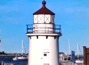 massachusetts/newburyport/landmark/newburyport-front-range-light