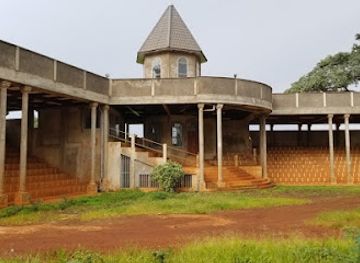 cameroon/bouba-njida-national-park/landmark/chefferie-bandjoun