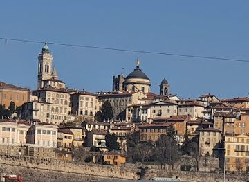italy/bergamo/landmark/san-giovanni-casemate