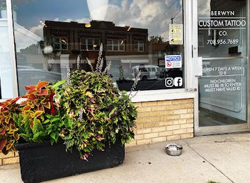 illinois/berwyn/landmark/berwyn-custom-tattoo-co
