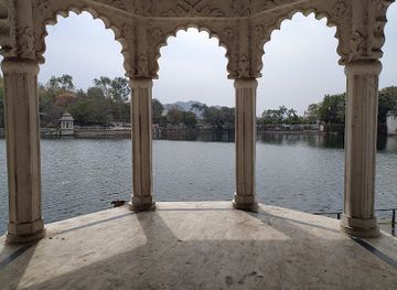 india/udaipur/landmark/manik-lal-verma-park