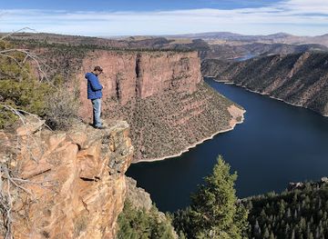 utah/vernal/landmark/adventure-tours-vernal