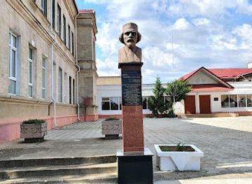 moldova/tiraspol/landmark/zelinsky-monument