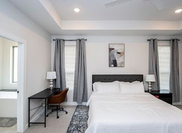 arkansas/sherwood/landmark/fly-crash-pad-little-rock