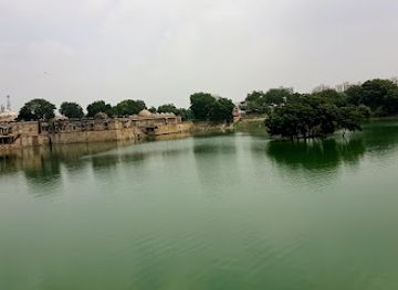 india/ahmedabad/landmark/sarkhej-kuva