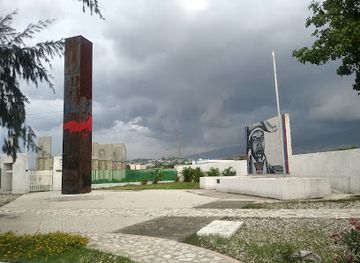 haiti/port-au-prince/landmark/pont-rouge