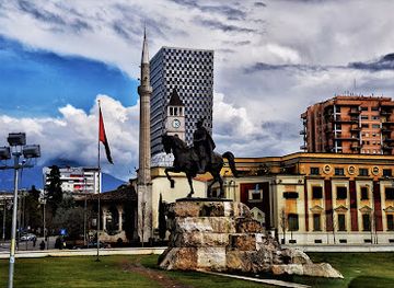 albania/tirana/landmark/et-hem-bej-mosque