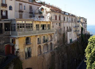 italy/sorrento/landmark/church-and-convent-of-saint-paul