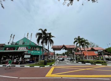 singapore/serangoon/landmark/serangoon-gdn-circus
