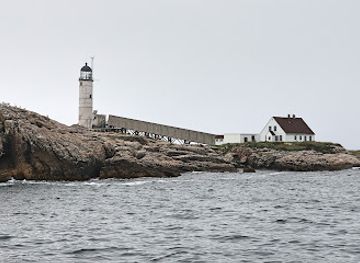 new-hampshire/southern-new-hampshire/landmark/white-island-state-historic-site