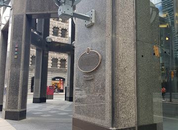 canada/toronto/landmark/toronto-heritage-plaque-site-of-toronto-s-first-moving-picture-show