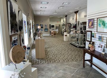 north-carolina/hickory/landmark/trade-alley-art