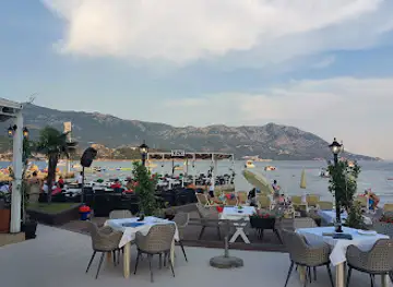 Azzuro Beach