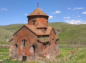 armenia/aparan/landmark/hogevank