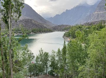 pakistan/skardu/landmark/beautiful-baltistan-car-rental