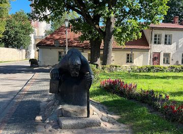 latvia/cesis/landmark/old-man-time