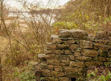 illinois/river-bend/landmark/cool-spot-adventures-headquarters