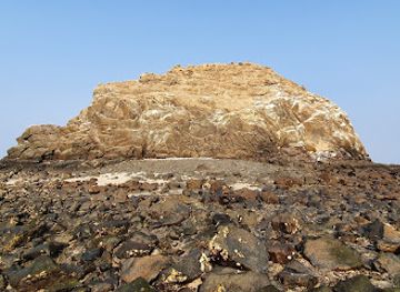 united-arab-emirates/hajar-mountains/landmark/dibba-rock