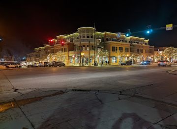colorado/steamboat-springs/landmark/howelsen-place