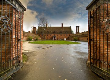 finland/levi/landmark/vanajanlinna-group