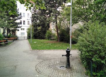 austria/vienna/rudolfsheim-funfhaus/landmark/ernestine-diwisch-park