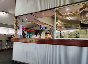 norfolk-island/burnt-pine/landmark/the-reef-takeaway