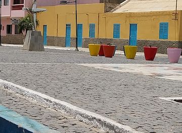 cabo-verde/espargos/landmark/reis-transporte-service-sal-experience