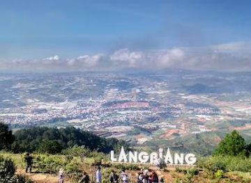 vietnam/dalat/landmark/nui-lang-bian