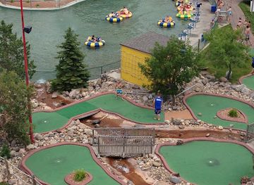 south-dakota/big-sioux-recreation-area/landmark/wild-water-west-waterpark-and-flamingo-falls-campground