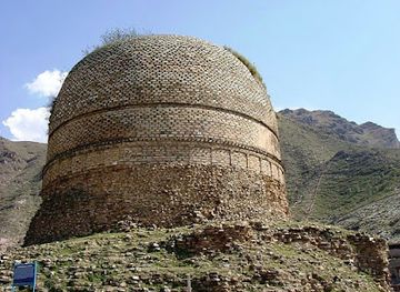 pakistan/swat/landmark/shingardar-stupa