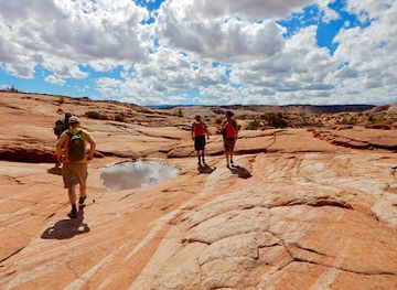 utah/escalante/landmark/utah-canyon-outdoors