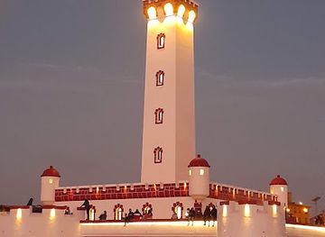 chile/coquimbo-region/landmark/playa-el-faro