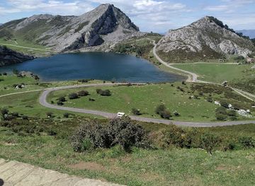 spain/asturias/landmark/estatua-de-mafalda