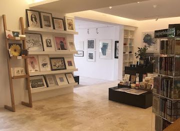 jordan/amman/landmark/jacaranda-images