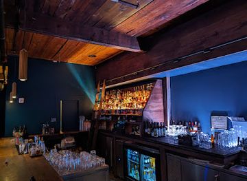 alabama/opelika/landmark/sneak-dawdle